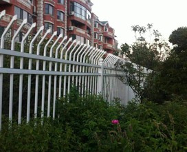 上海单向侧弯锌钢护栏