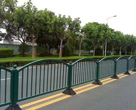 上海市政锌钢护栏